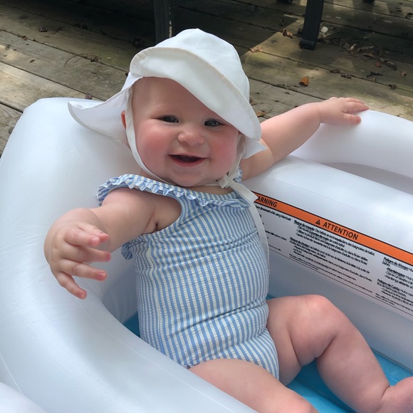 Meet your Posher, Kayla - Picture 1 of 1